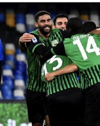  那不勒斯火力全开，奥斯梅恩双响炮屠弱旅