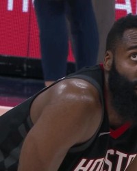  保罗16助攻太阳轻取爵士  