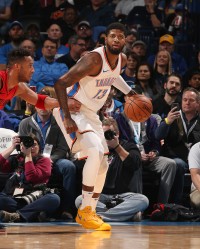  莫兰特禁赛归来率队击败开拓者  