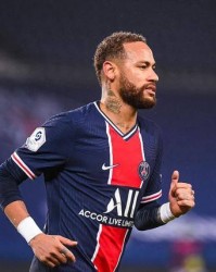  巴黎圣日耳曼报价遭西甲豪门截胡  