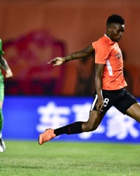  蓝鹰军团客场惨败跌出前十  