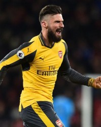  阿森纳门将低级失误，伯恩茅斯补时扳平抢关键一分  