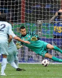  国际米兰主场逆转拉齐奥终结三连平  