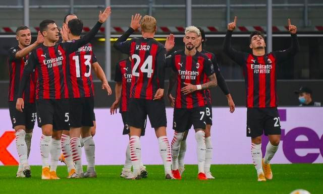  博洛尼亚逼平那不勒斯，卫冕冠军前进步伐受阻