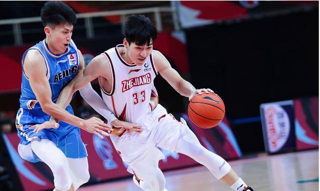  斯图加特青训成果持续涌现，年轻力量助推球队复苏  